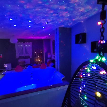 Loft Avec Baignoire Spa Lecrin Romantique Ochancourt Kültér fotó