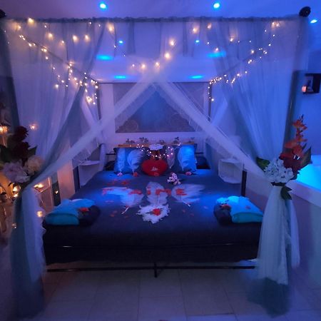 Loft Avec Baignoire Spa Lecrin Romantique Ochancourt Kültér fotó