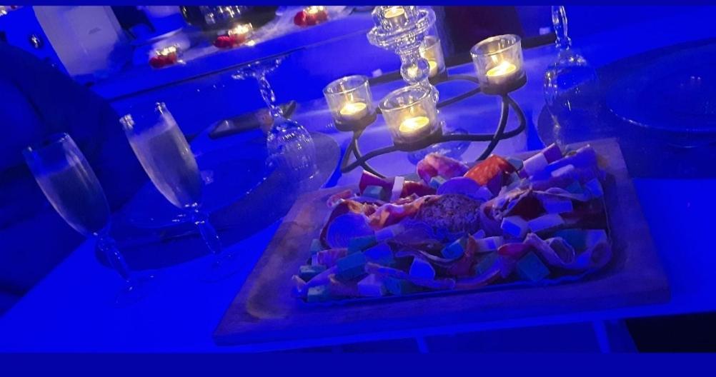 Loft Avec Baignoire Spa Lecrin Romantique Ochancourt Kültér fotó