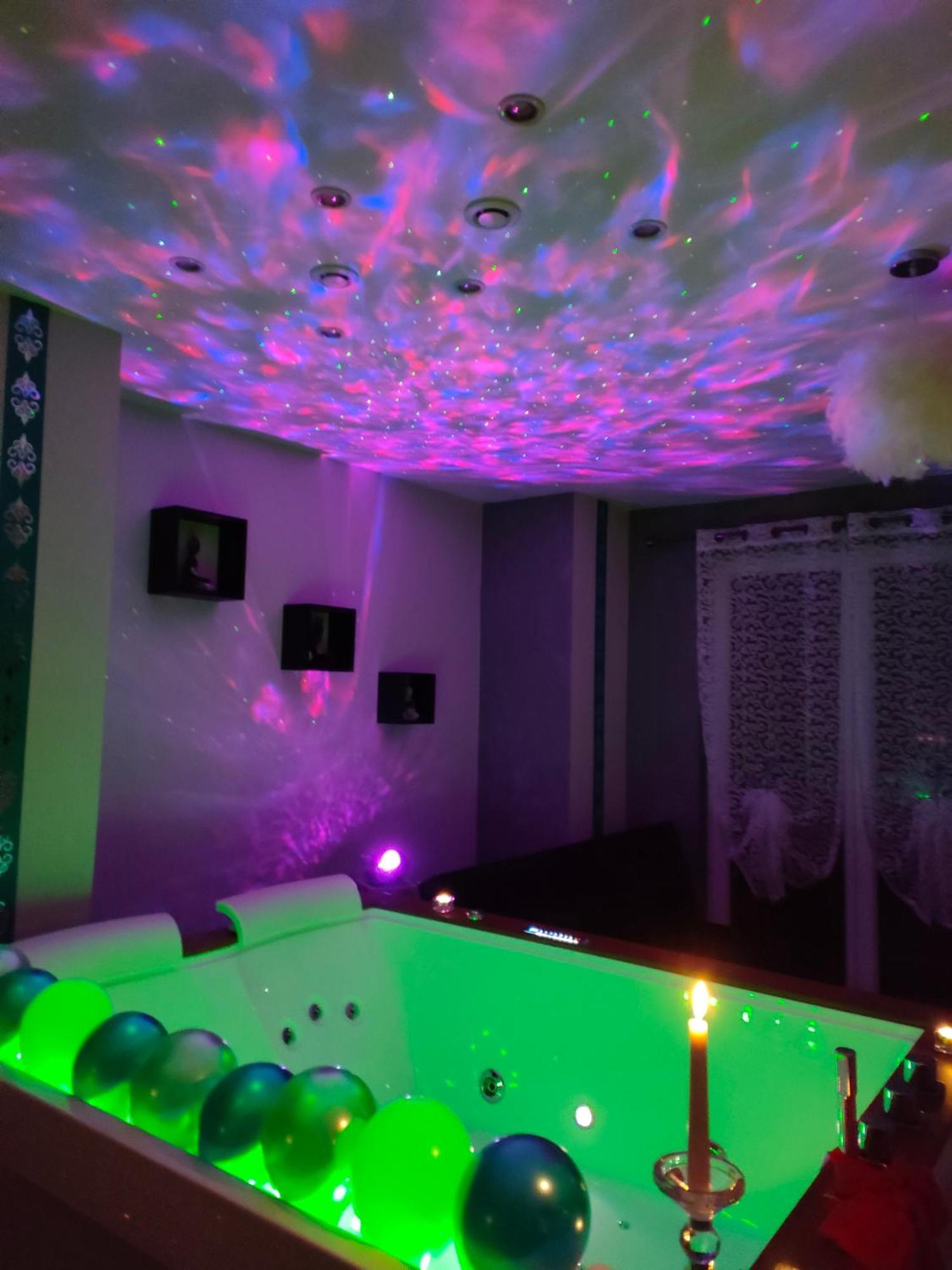 Loft Avec Baignoire Spa Lecrin Romantique Ochancourt Szoba fotó